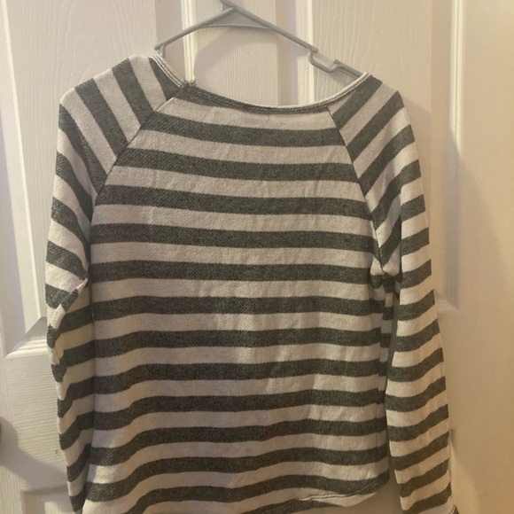 Striped rue 21 shirt medium women’s - Picture 3 of 3